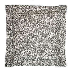 Bouvier Black Sham European Leaf