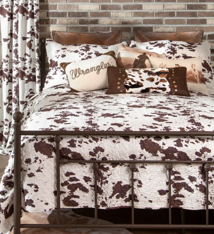 Cowhide Quilt Set by Carstens