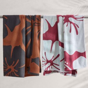 Hanalei Beach Towels by Kassatex